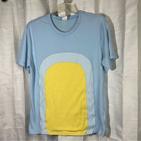 Bluey Blue and Yellow Short Sleeve Tee size Medium - Picture 2 of 7